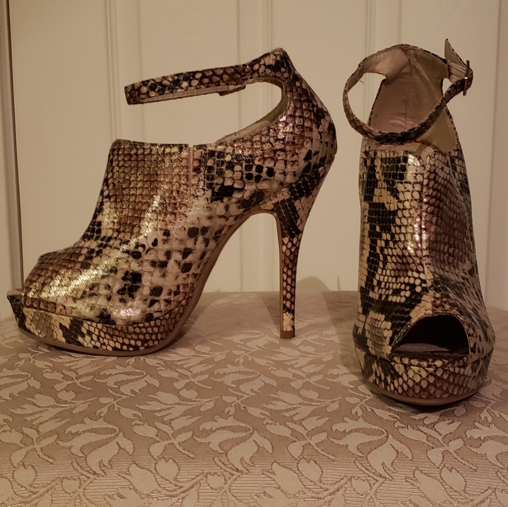 Snakeskin pattern heels - Picture 2 of 7